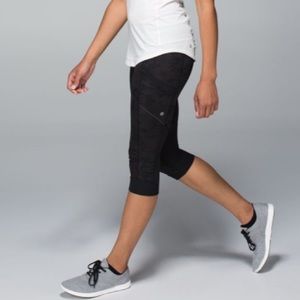 Lululemon Run for Run Crop Luxtreme